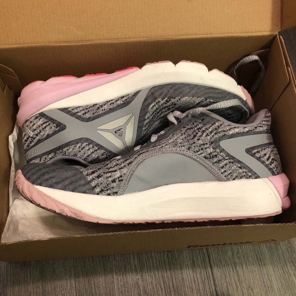SOLD Reebok Grasse Road Sneaker - Picture 9 of 11